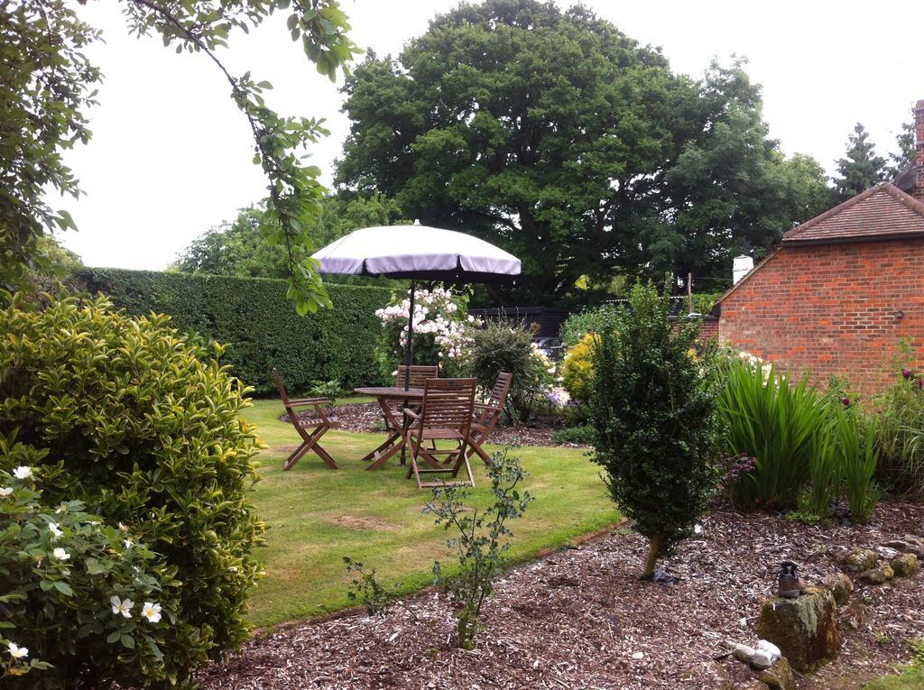 Thatched Cottage Pulborough Kamer foto